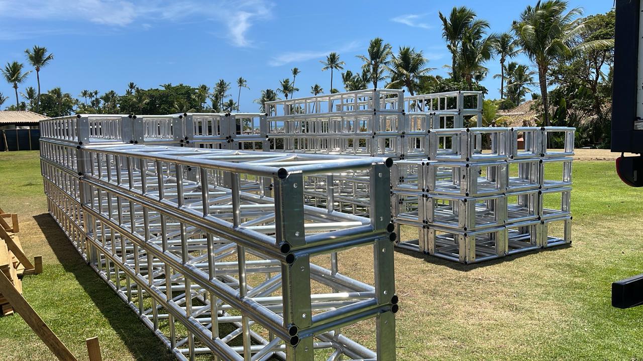 Estruturas e montagens para eventos — soluções que a 071 Estruturas atende.